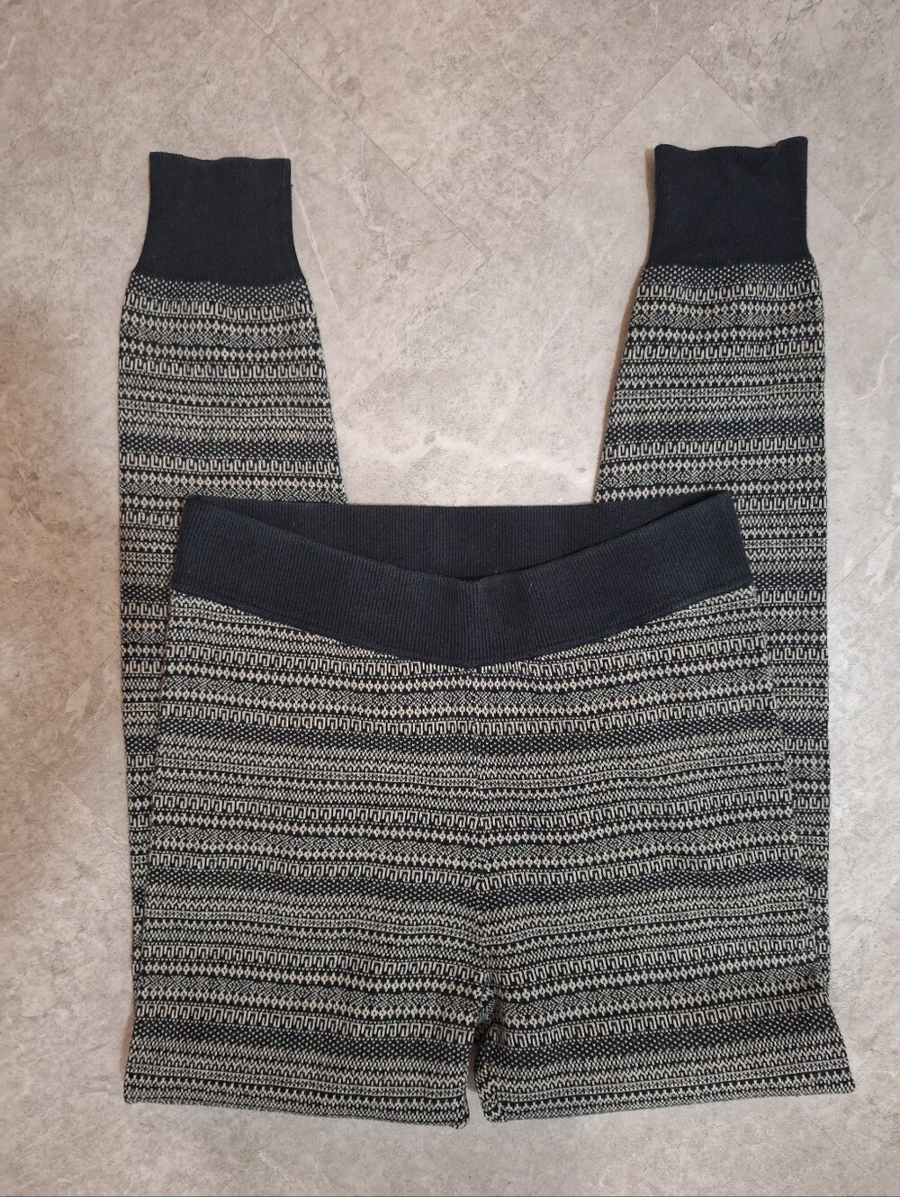 Roots Black and Cream Fair Isle Knit Leggings Womens Size Medium
